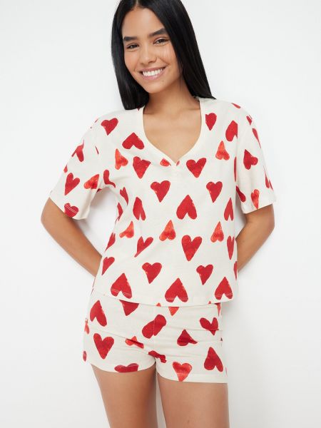 Плетени памучни шорти със сърца Trendyol