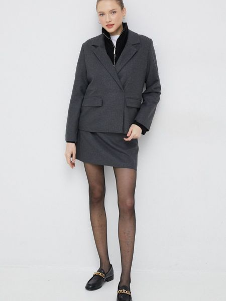 Серый однотонный шерстяной пиджак Selected Femme