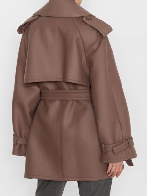 Пальто Fendi коричневое