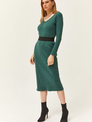 Midi šaty Olalook zelené