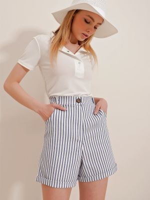 Kratke hlače s črtami Trend Alaçatı Stili