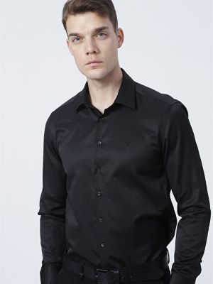 Однотонная рубашка слим с длинным рукавом Pierre Cardin черная