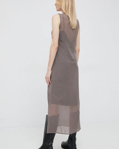 Hedvábné dlouhé šaty Calvin Klein šedé