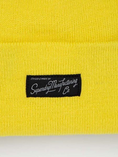Dzianinowa czapka Superdry żółta