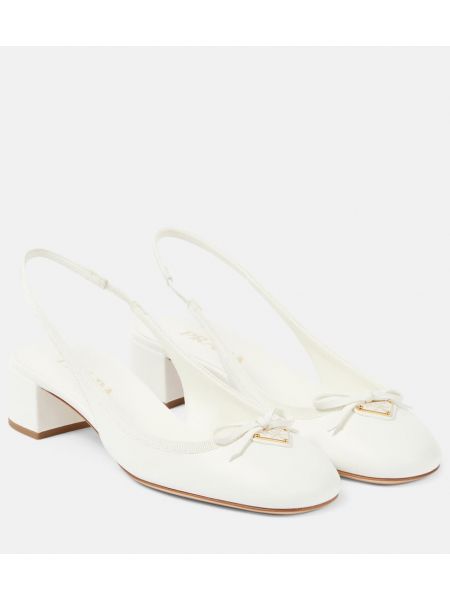 Кожени полуотворени обувки с отворена пета Prada бяло