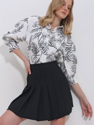 Λινό πουκάμισο με φουσκωτα μανικια Trend Alaçatı Stili μαύρο