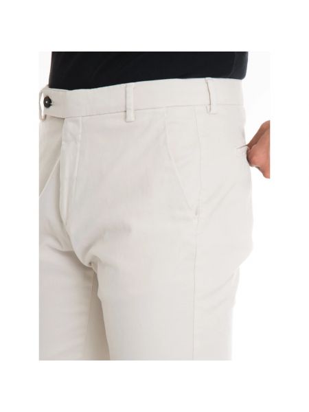 Pantalones chinos slim fit con estampado Berwich beige
