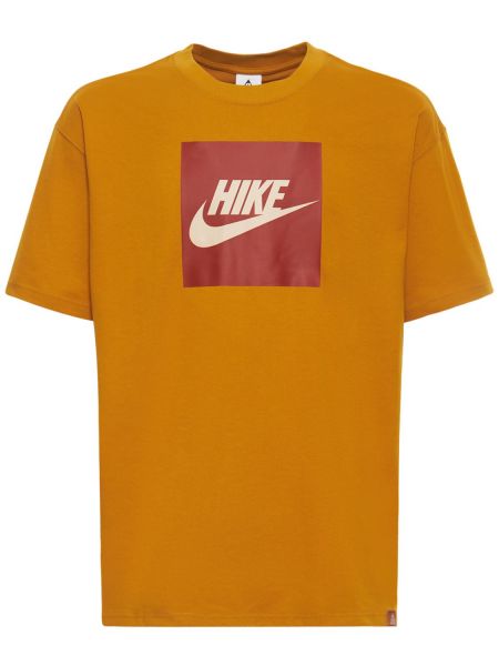 Camiseta de ante con estampado Nike Acg dorado