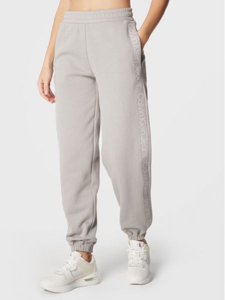 Sportski komplet bootcut Calvin Klein Jeans siva