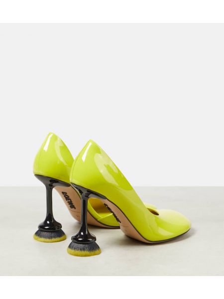 Кожени полуотворени обувки от лакирана кожа Loewe жълто