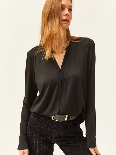 Блуза з v-подібним вирізом вільного крою Olalook чорна