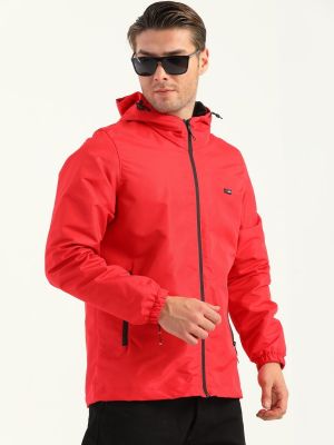 Nepromokavý kabát s kapucí s kapsami River Club červený