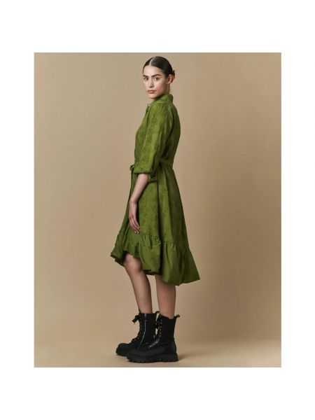 Kleid mit stickerei High grün