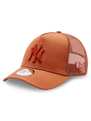 Мрежеста шапка с козирки New Era оранжево