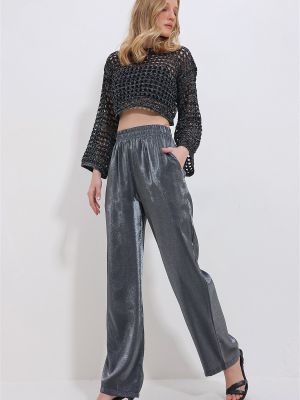 Saténové kalhoty s kapsami Trend Alaçatı Stili