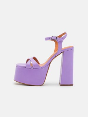 Босоножки на каблуке Chio фиолетовые