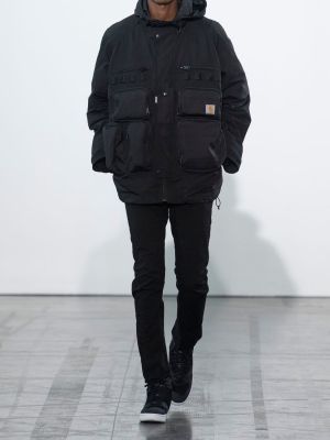 Nylonowa kurtka z kapturem Junya Watanabe czarna