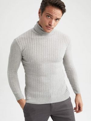 Priliehavý sveter Defacto sivá