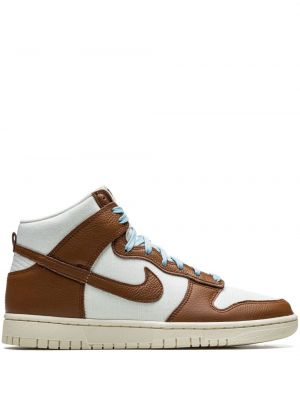 Retro sneaker Nike Dunk