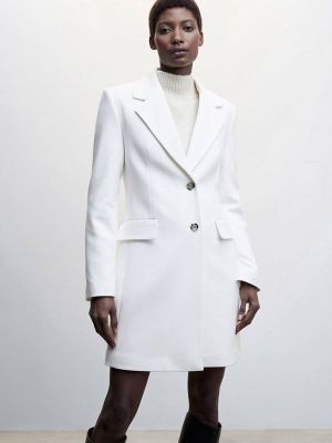 Белое пальто Mango