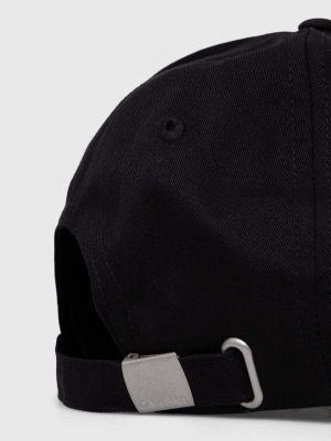 Kšiltovka s aplikacemi Calvin Klein černá