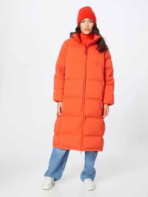 Priliehavý zimný kabát Calvin Klein