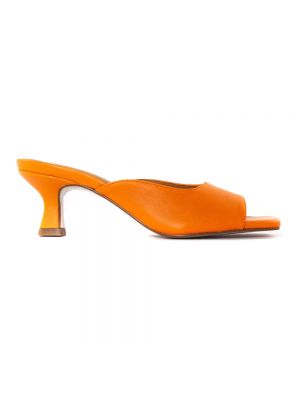 Chaussures de ville à talons Pedro Miralles orange