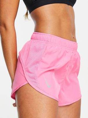 Розовые шорты Nike