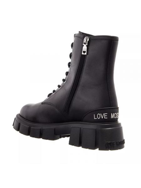 Зимние ботинки Love Moschino черные