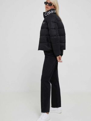 Steppelt testhezálló téli kabát Calvin Klein Jeans fekete