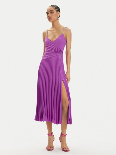 Priliehavé šaty Nissa fialová