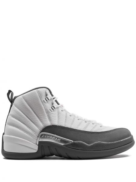 Baskets Jordan 12 Retro gris