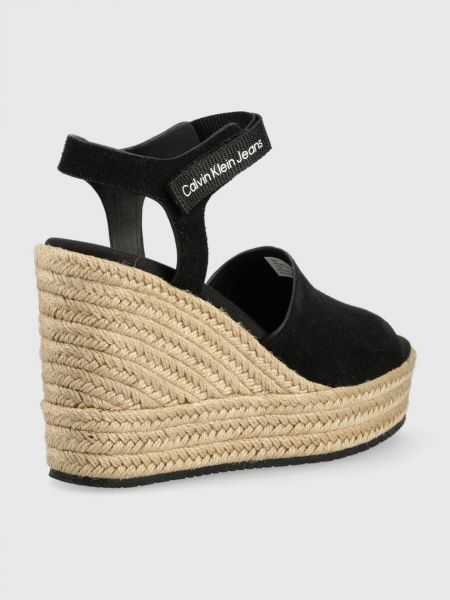Sandale s punim potplatom Calvin Klein Jeans crna