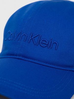 Czapka z daszkiem bawełniana Calvin Klein niebieska