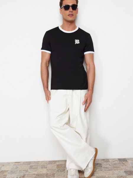 Βαμβακερή μπλούζα με σχέδιο με κοντό μανίκι Trendyol λευκό