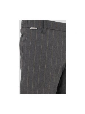 Pantalones chinos slim fit Family First