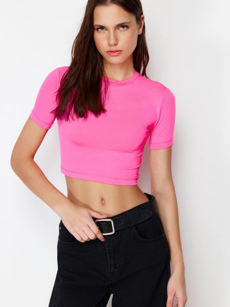 Πλεκτή κοντή μπλούζα με κοντό μανίκι Trendyol ροζ