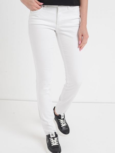 Джинсы с низкой талией слим Calvin Klein Jeans белые
