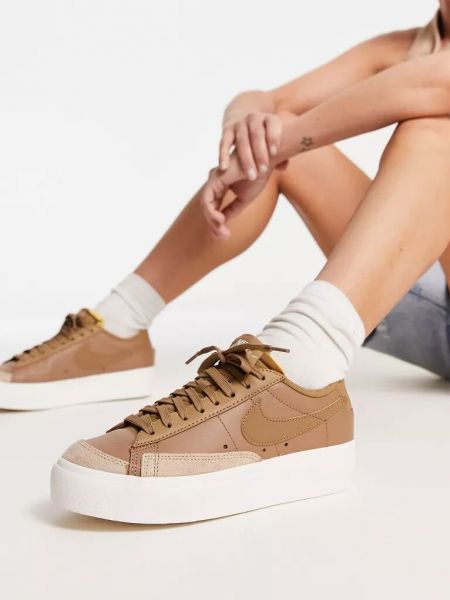 Кроссовки на платформе Nike Blazer коричневые