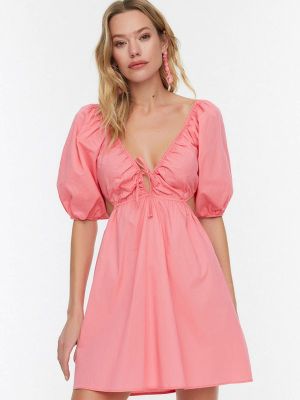 Платье Trendyol, розовое
