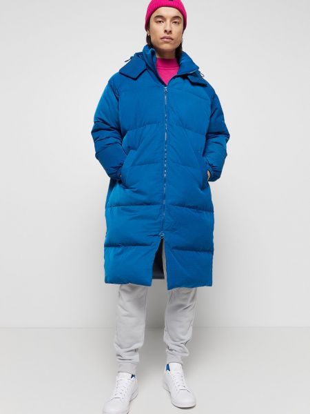 Niebieski płaszcz zimowy puchowy Lacoste
