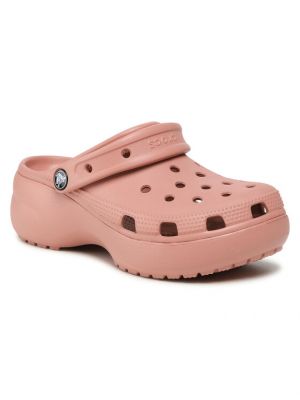 Sandály na platformě Crocs růžové