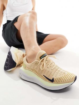 Кроссовки для бега Nike Infinity Run бежевые