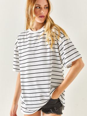 Oversize svītrainas t-krekls Olalook balts