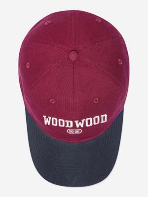 Kšiltovka s aplikacemi Wood Wood červená