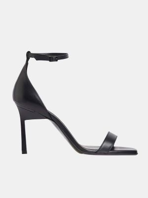 Sandalias de cuero con tacón con tacón de aguja Calvin Klein negro