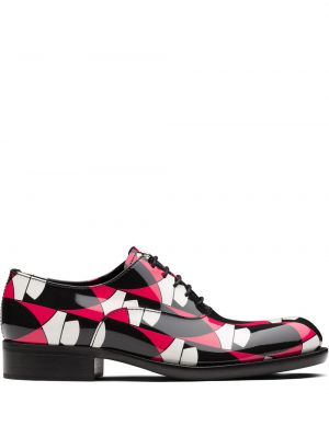 Zapatos oxford con estampado con estampado geométrico Prada negro