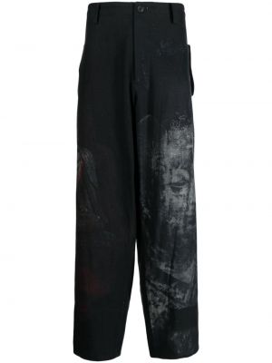 Voľné nohavice s potlačou Yohji Yamamoto čierna
