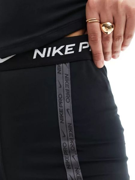 Шорты с высокой талией Nike черные