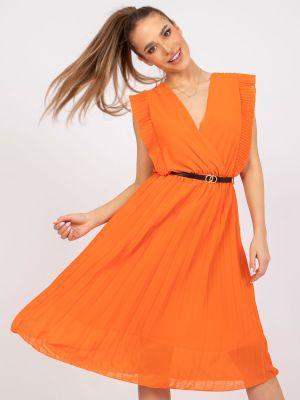 Midi šaty Fashionhunters oranžové